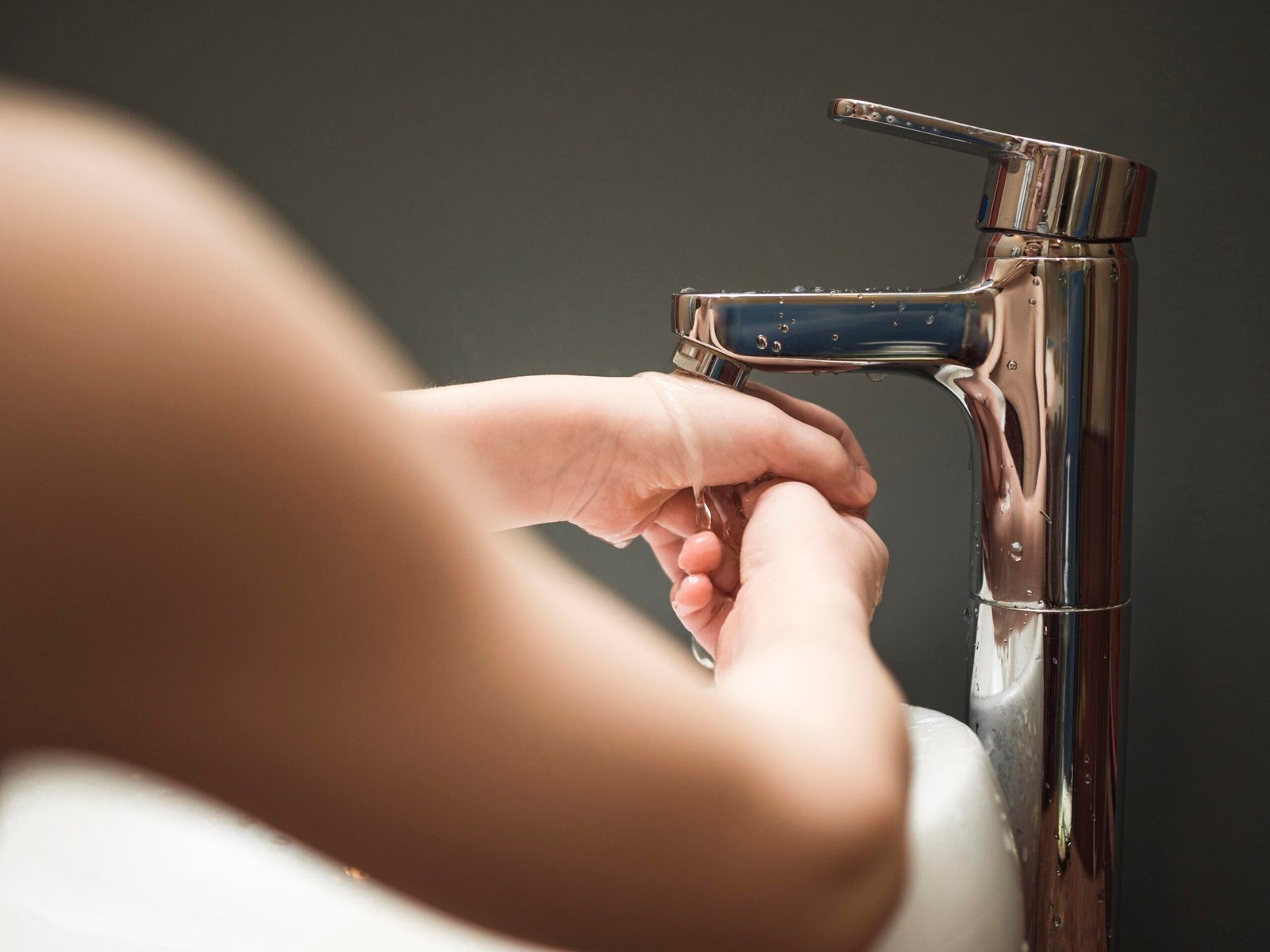 leaky faucet repair